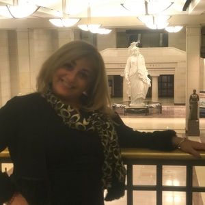 Meet your Posher, Liz